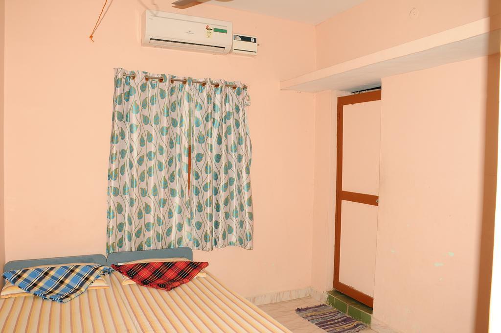 Arunachala Ramana Home Tiruvannamalai Exterior photo