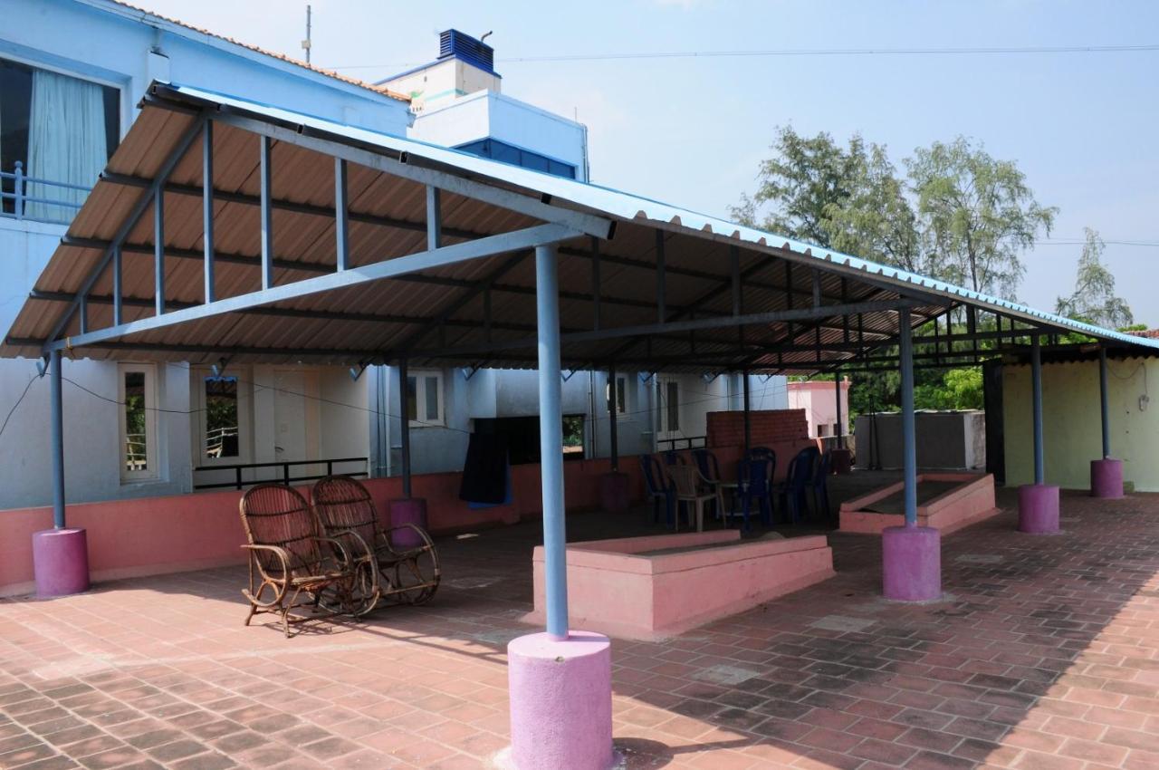 Arunachala Ramana Home Tiruvannamalai Exterior photo